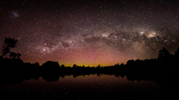 뉴질랜드 사우스랜드 '피오드랜드 국립공원(Fiordland National Park)'에서 관측할 수 있는 밤하늘 [Chris Watson]