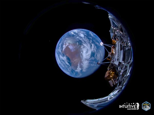 인튜이티브 머신스의 달 탐사선 '오디세우스'가 보내온 사진. [인튜이티브 머신스]